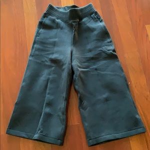 Lululemon Wide Leg Cropped Capris